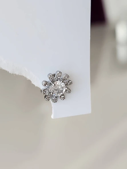 Çiçek Model Kıkırdak Piercing Tragus Helix Gümüş Renk Küpe - 2