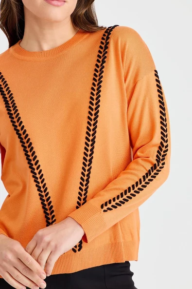 Birit Detaylı Bluz - Resim 4