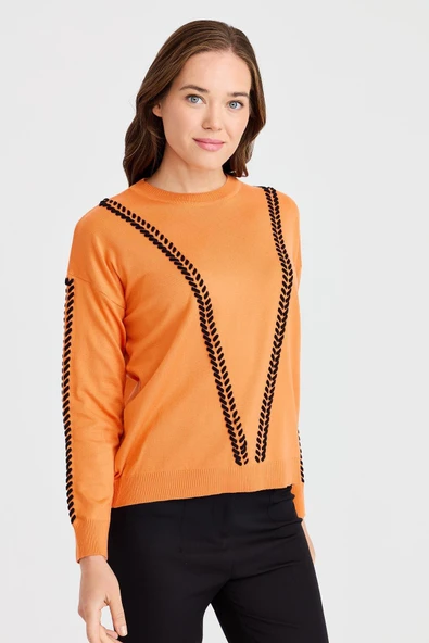 Birit Detaylı Bluz - Resim 3