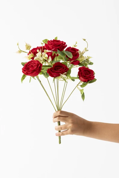 Güleç Yapay Çiçek Yapay Aranjmanlı Gül Demeti 9 Dallı Kırmızı