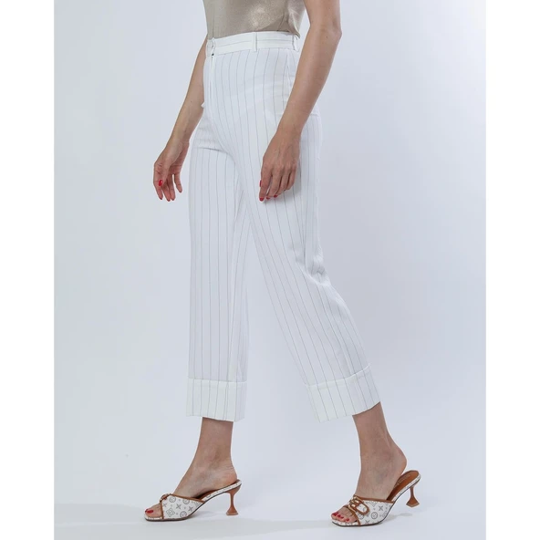 PANTOLON ürün görseli 1