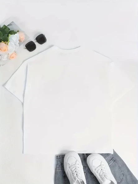 Ördek Baskılı ve Yuvarlak Yakalı Kadın Günlük Büyük Boy Siyah Tişört. - Beyaz - Resim 4