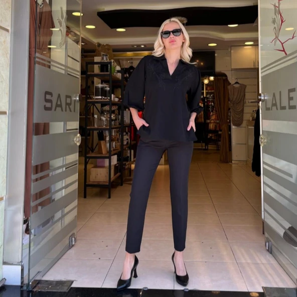 YAKALI NAKIŞ İŞLEMELİ TİŞÖRT - Resim 6