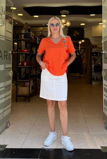 NAKIŞ İŞLEMELİ YUVARLAK YAKA TİŞÖRT - Resim 8