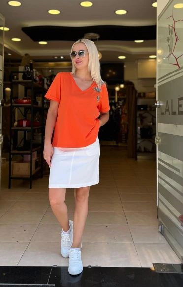 NAKIŞ İŞLEMELİ YUVARLAK YAKA TİŞÖRT - Resim 6