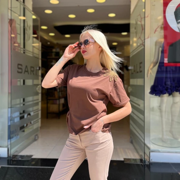 ÇİÇEK NAKIŞLI TİŞÖRT - Resim 10