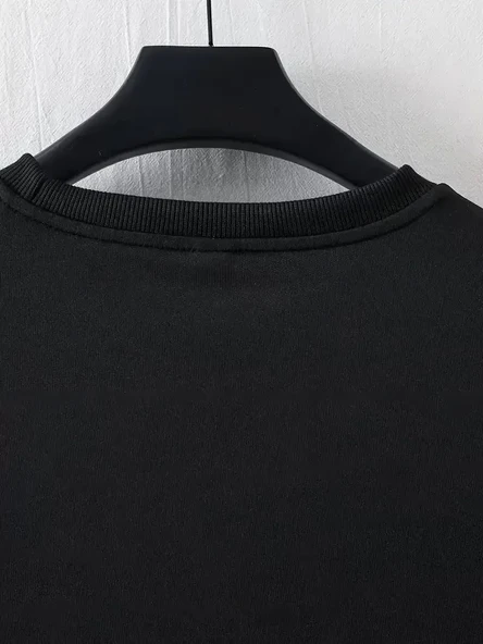 Ben Şişman Değilim Tanrı Bana Hava Yastığı Verdi Çünkü Ben Değerliyim Tişörtü - Siyah - Resim 2