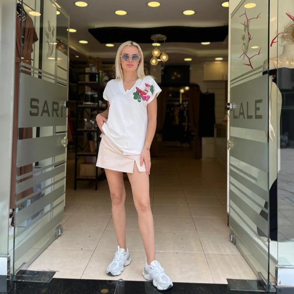 RENKLİ KELEBEK NAKIŞLI TİŞÖRT - Resim 3