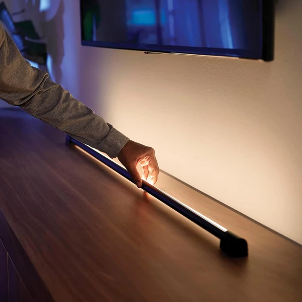 Philips Hue Play Gradient Light Tube Kompakt - Siyah (TEŞHİR ÜRÜN) ürün görseli