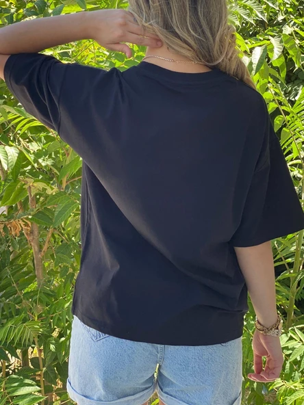 Kadın Siyah Renkli Avokado Baskılı Oversize Tişört – Yazlık Rahat Kesim, %100 Pamuk - 3