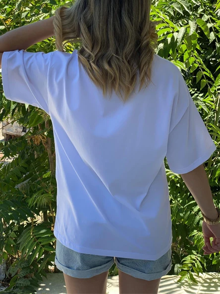 Kadın Beyaz Renkli Avokado Baskılı Oversize Tişört – Yazlık Rahat Kesim, %100 Pamuk - Resim 3