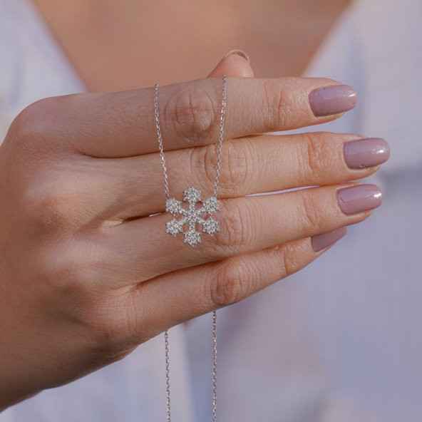 Beyaz Zirkon Taşlı Kar Tanesi 925 Ayar Gümüş Kadın Kolye ürün görseli 1