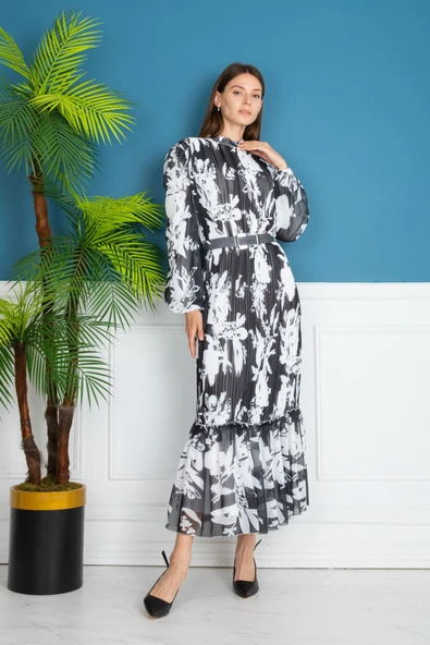 Siyah Beyaz Plise Uzun Elbise Uzun Kollu Kemerli - Resim 3