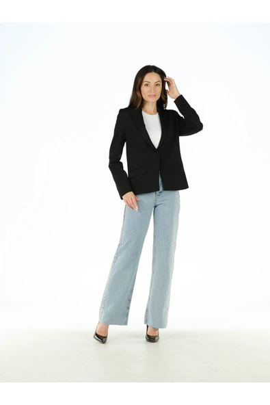 Siyah Arkası Taş İşlemeli Blazer Ceket - Resim 2