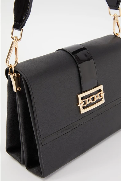 Levidor Siyah Zincir Toka Detaylı Kadın Omuz Çantası - Resim 4