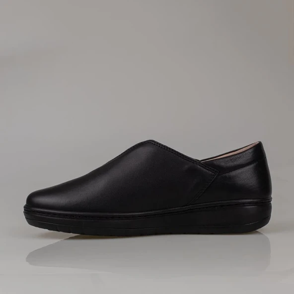 Trend Adımlar Siyah Hakiki Deri Kadın Lastikli Comfort Ayakkabı - 3