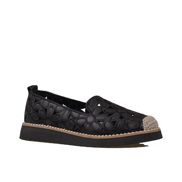 Trend Adımlar Siyah Hasır Burunlu Kadın Delikli Yazlık Babet ürün görseli