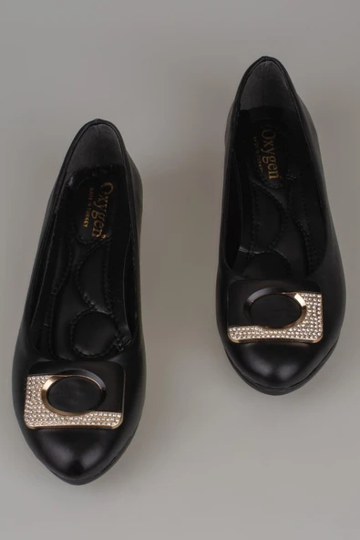 Trend Adımlar Siyah Taş Detaylı Klasik Kadın Babet - Resim 3