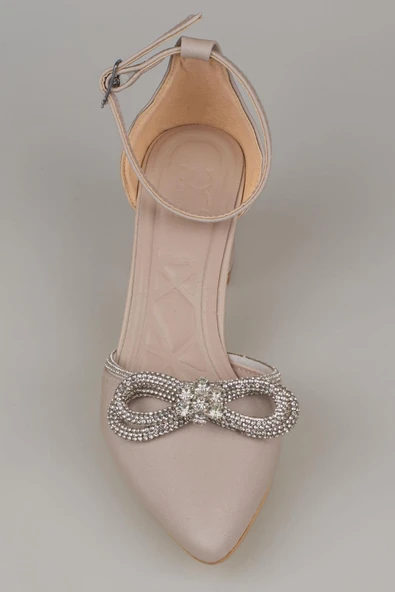 Trend Adımlar Krem Taşlı Fiyonk Detaylı Kadın Saten Klasik Ayakkabı - 5