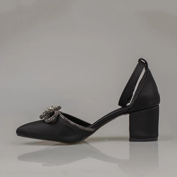 Trend Adımlar Siyah Taşlı Fiyonk Detaylı Kadın Saten Klasik Ayakkabı - Resim 3