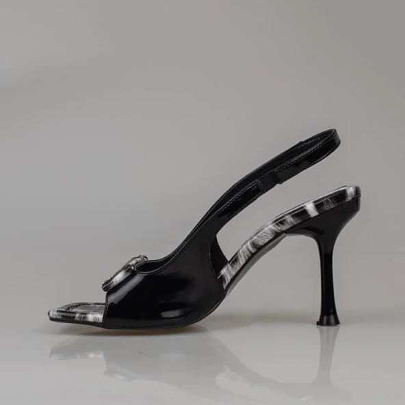 Trend Adımlar Siyah Rugan Burnu Açık Leopar Taşlı Klasik Ayakkabı - Resim 3