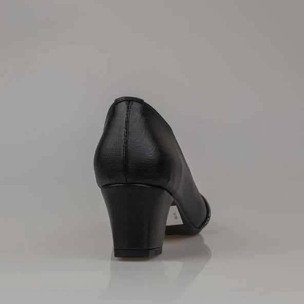 Trend Adımlar Siyah Taş Sarmalı Kadın Klasik Ayakkabı - Resim 4