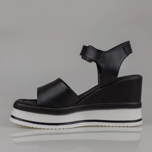 Trend Adımlar Siyah Tek Şerit Dolgu Topuk Kadın Sandalet - Resim 3