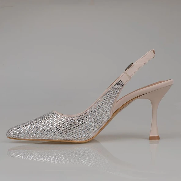 Trend Adımlar Krem El Taş İşlemeli Kadın Klasik Ayakkabı - Resim 3