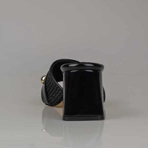 Trend Adımlar Siyah Hasır İşlemeli Rugan Kadın Klasik Terlik - Resim 4