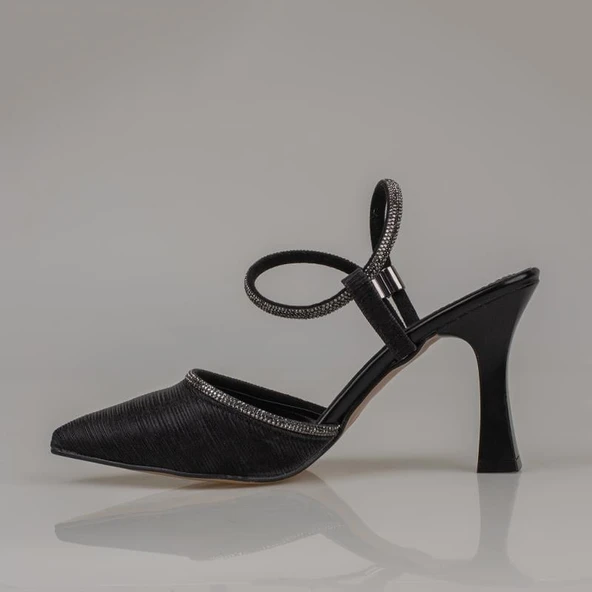 Trend Adımlar Siyah Bilekten Tutmalı Londor Saten Klasik Ayakkabı - Resim 3