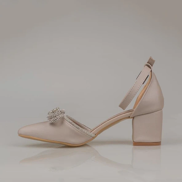 Trend Adımlar Krem Taşlı Fiyonk Detaylı Kadın Saten Klasik Ayakkabı - 3