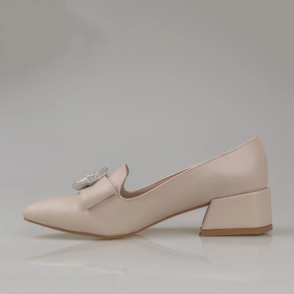 Trend Adımlar Krem Fiyonk Detaylı Kadın Klasik Ayakkabı - Resim 3