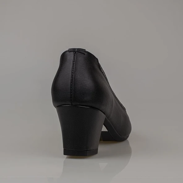 Trend Adımlar Siyah Taş İşlemeli Kadın Klasik Ayakkabı - Resim 3