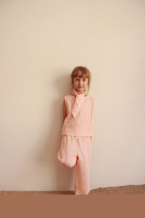 Fularlı Turuncu Çizgili Çapraz Şerit Detaylı Müslin Takım - Resim 7