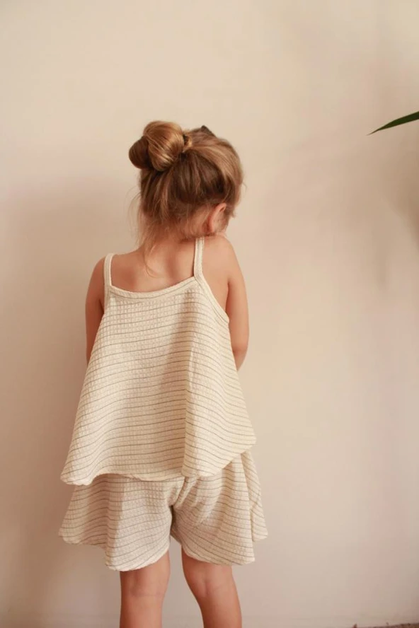 Haki Çizgili Volanlı Kız Askılı ve Şort Takım - Resim 5