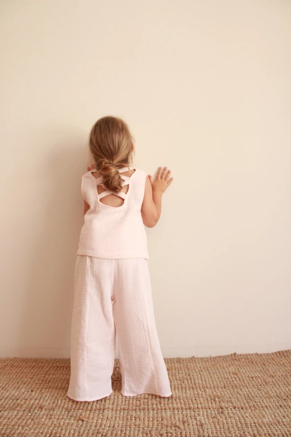 Fularlı Pembe Çizgili Çapraz Şerit Detaylı Müslin Takım - Resim 8