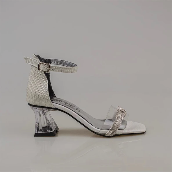 Trend Adımlar Beyaz Şeffaf Tek Bant Taşlı Kız Çocuk Klasik Ayakkabı - Resim 2