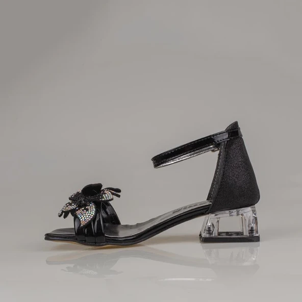 Trend Adımlar Siyah Kısa Topuklu Kemerli Kız Çocuk Klasik Ayakkabı - Resim 2