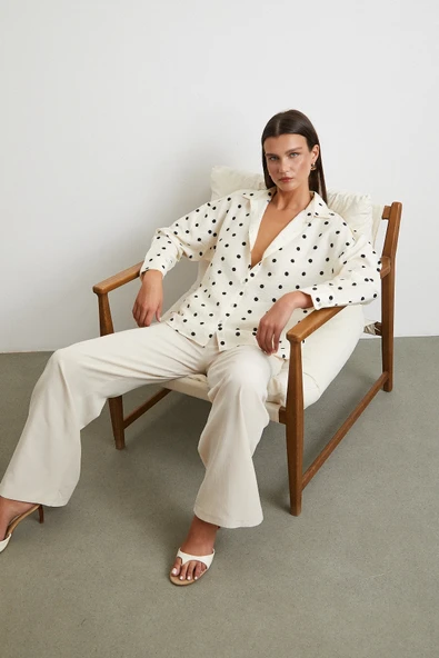 Puantiyeli Oversize Gömlek Siyah ürün görseli