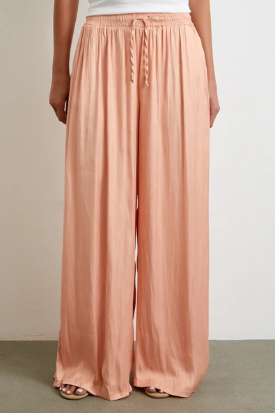 Beli Lastikli Geniş Paça Büzgülü Pantolon Pudra - Resim 4