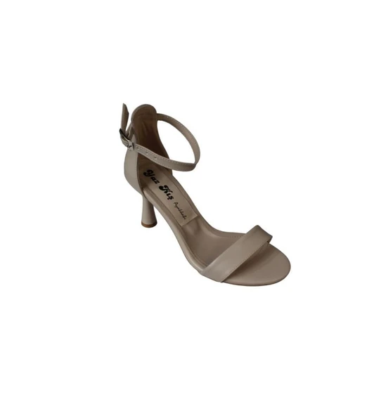 YAZKIŞ Kadın Siyah Ten Beyaz Cilt 8cm İnce Topuk Tek Bantlı Arkası Kapalı Topuklu Ayakkabı - Resim 2