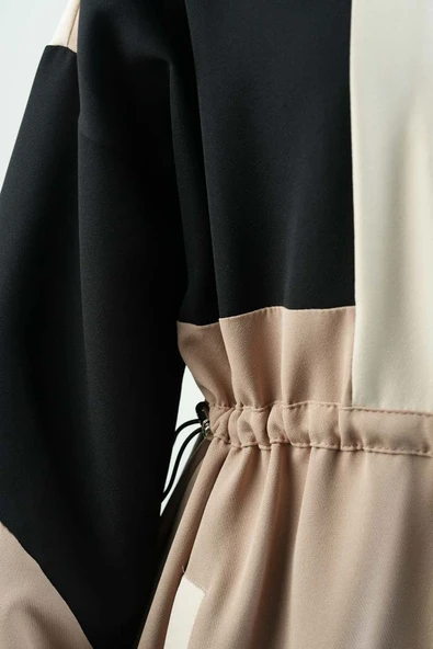 Tesettür Elbise Yarım Fermuarlı Çift Renkli Double Krep Elbise Bej - 5