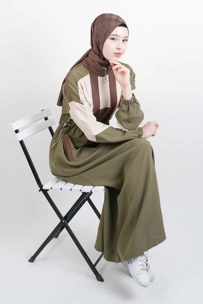 Tesettür Elbise Yarım Fermuarlı Çift Renkli Double Krep Elbise Haki