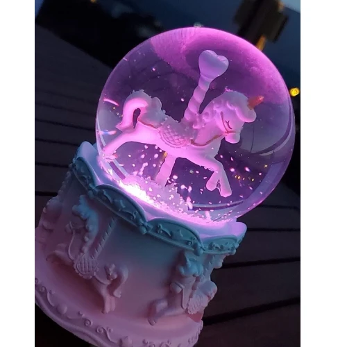 Atlı Karınca Tasarımlı Renk Değiştiren Müzikli Işıklı Kar Küresi Klasik Müzikli Kar Küresi - Resim 2