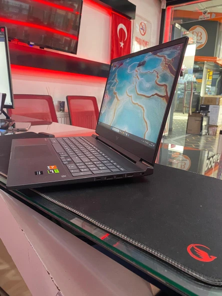 HP VİCTUS RYZEN 7 7840HS 16 GB 512 GB 16.1 RTX4070 - 2