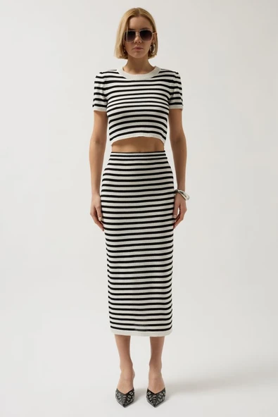 Çizgili Midi Dokulu Etek - Resim 2