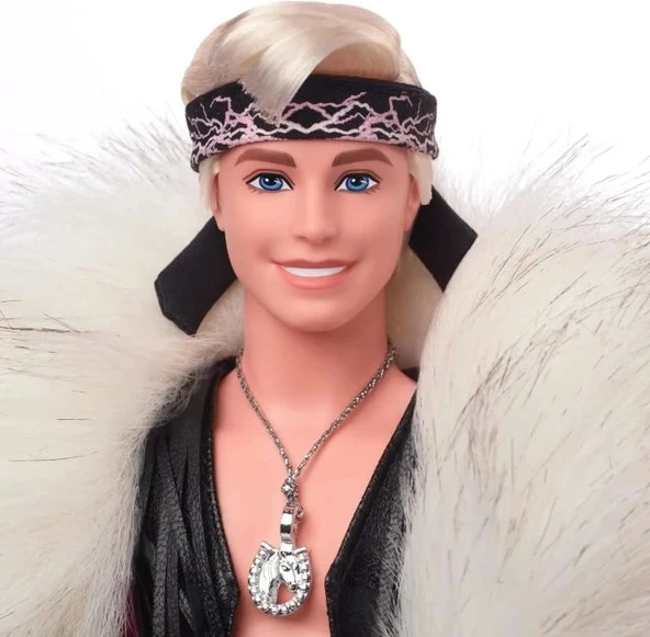 Barbie Film Koleksiyonu Kürklü Mont Giyen Ken Bebek - 4
