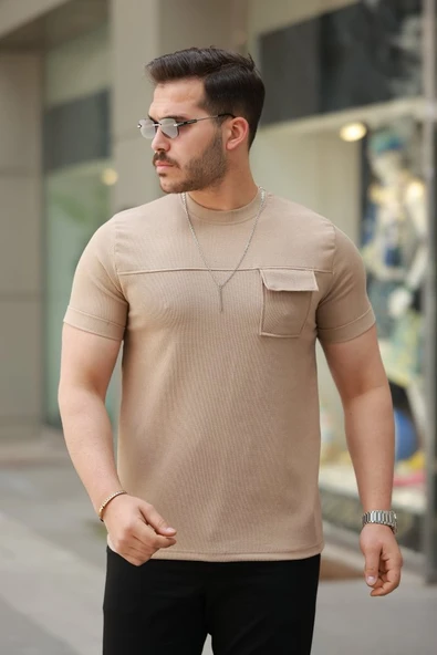 Erkek Cepli Kolyeli Kısa Kollu örme Kumaş Tişört ürün görseli