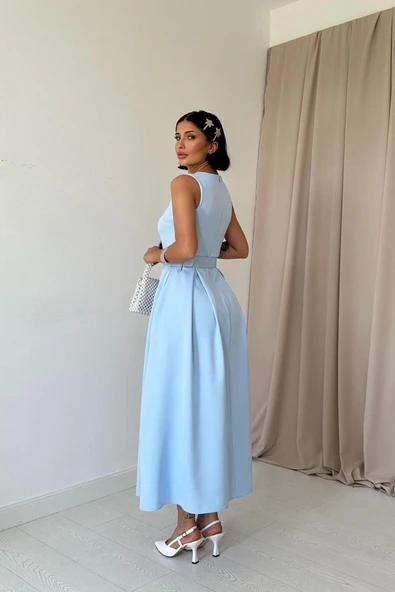 Bebe Mavi Halter Yaka Kloş Elbise - Resim 4