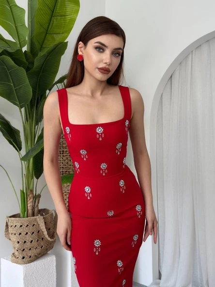 Ners Taş Detaylı Elbise ürün görseli